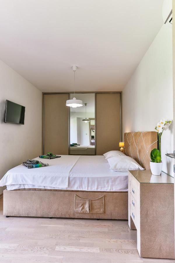 Montesun Fontana Apartments Budva Eksteriør bilde