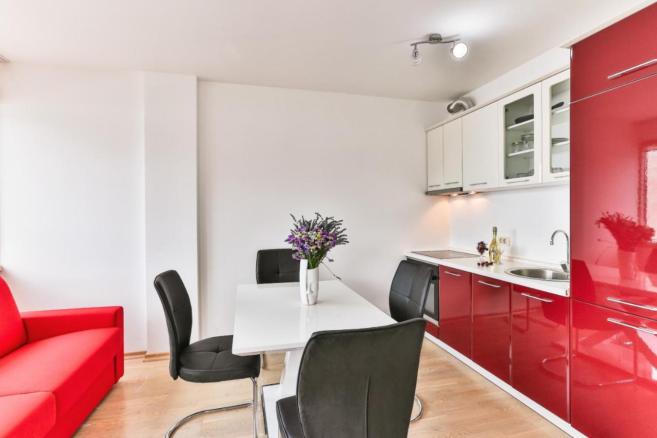Montesun Fontana Apartments Budva Eksteriør bilde