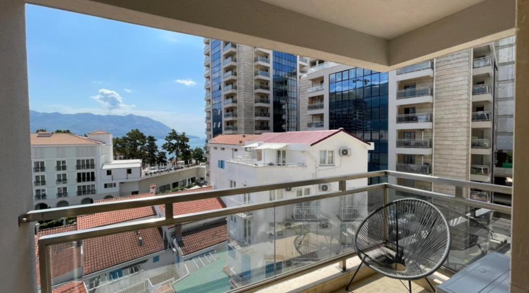 Montesun Fontana Apartments Budva Eksteriør bilde